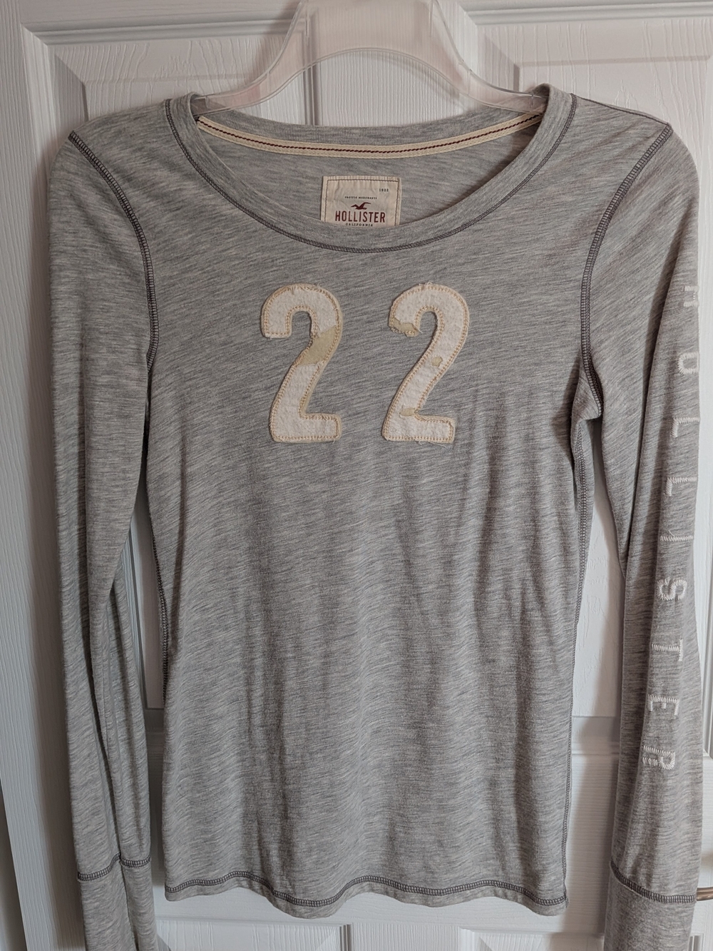 Hollister Gray '22' Long Sleeve Tee